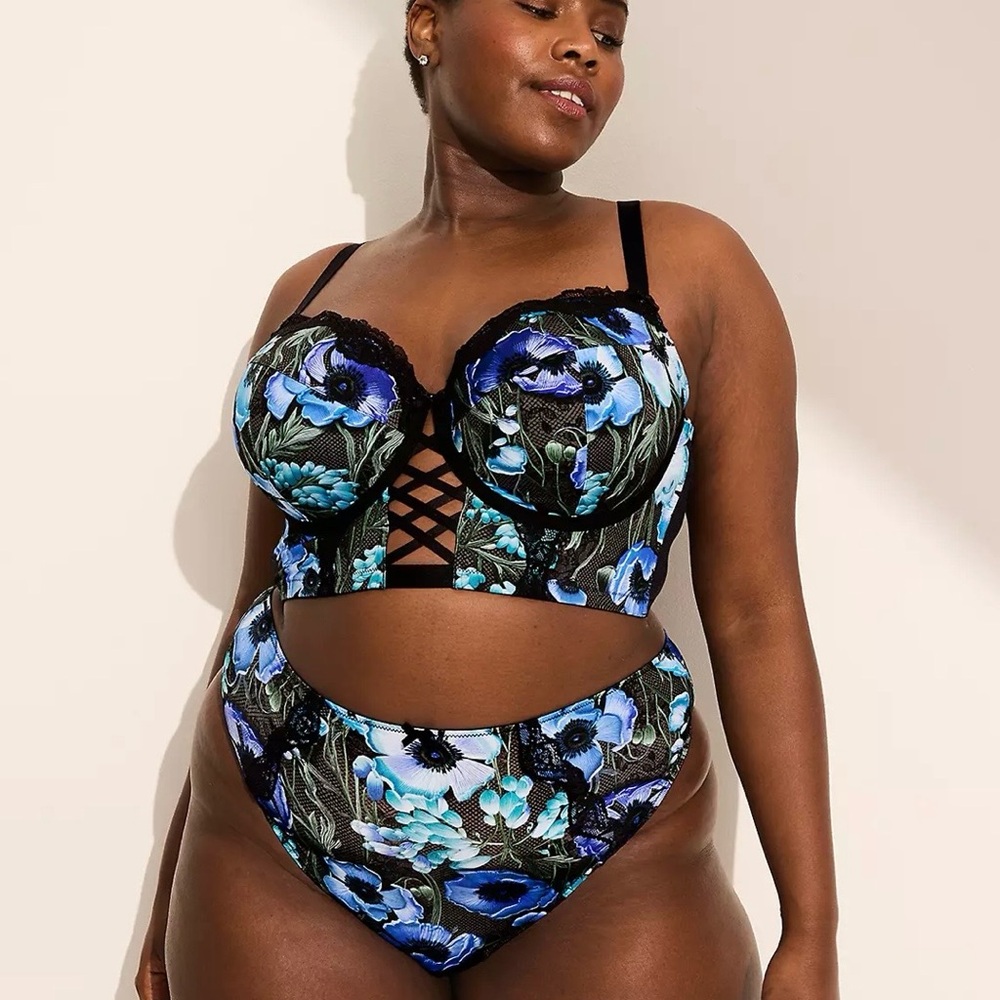 Boost Longline Balconette Bra- Lace Lingerie Set in Blue and Black (44D) - NWT!